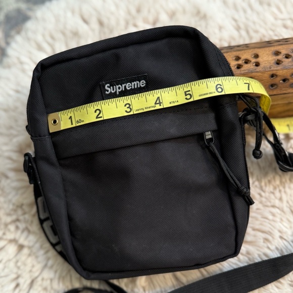 Supreme Cordura Black Crossbody Bag Unisex SS18 - Picture 10 of 13